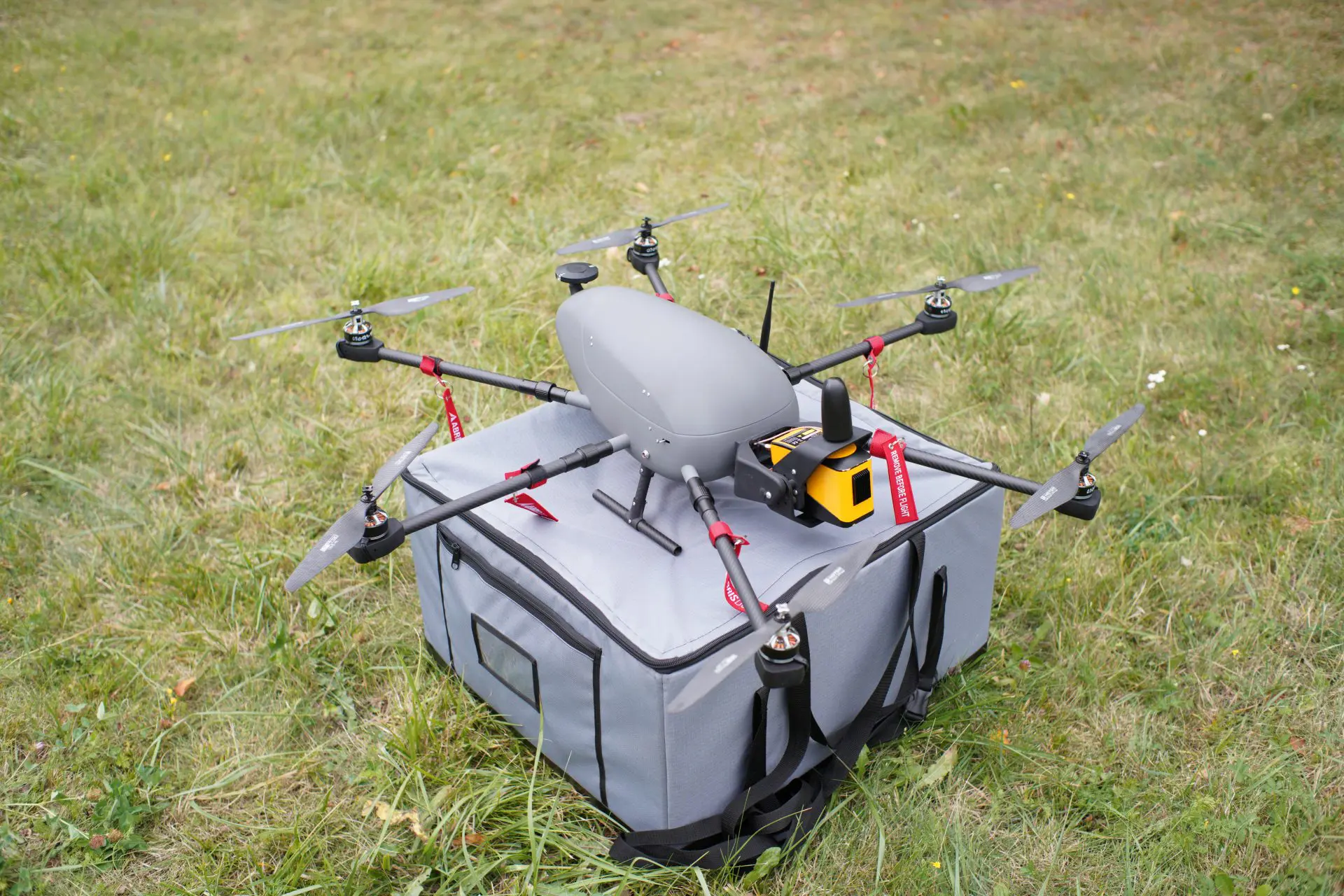 Abris-Aero-Beetle-UAV-with-YellowScan-Mapper-OEM-versionA-LiDAR-mapping-solution-1